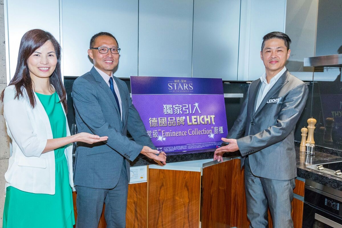 Stars By The Harbour Press Conference with LEICHT