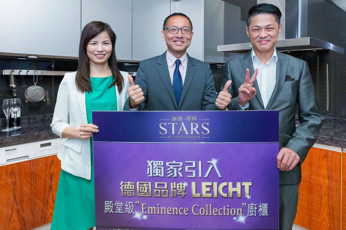 Stars By The Harbour Press Conference with LEICHT